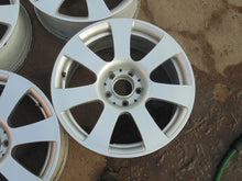 Load image into Gallery viewer, 4x Alufelge 17 Zoll 8.0" 5x112 43ET Glanz Silber A2214010202 Mercedes-Benz W221 FEL1804694399la