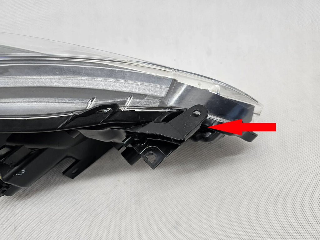 Frontscheinwerfer Toyota Yaris SPP8372 Links Scheinwerfer Headlight