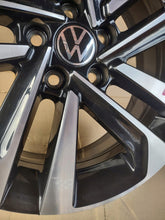 Laden Sie das Bild in den Galerie-Viewer, 1x Alufelge 16 Zoll 6.0" 5x112 35ET 2GM601025AR VW T-Cross Rim Wheel FEL4455418020jh