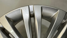 Load image into Gallery viewer, 1x Alufelge 17 Zoll 7.0" 5x112 44 5ET A2064014400 Mercedes-Benz W206 Rim Wheel FEL3554340424qo