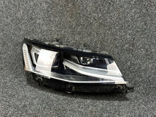 Laden Sie das Bild in den Galerie-Viewer, Frontscheinwerfer VW Transporter 7T1941082C Full LED Rechts Headlight