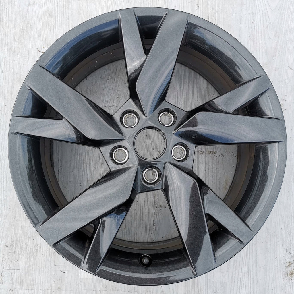 1x Alufelge 17 Zoll 6.5" 5x112 46ET Glanz Silber 5E3601025 Skoda Octavia I FEL9040979254yy