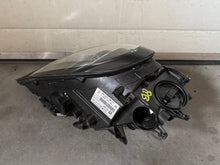Laden Sie das Bild in den Galerie-Viewer, Frontscheinwerfer Porsche Boxster Cayman 981 98163113213 Xenon Rechts Headlight SCH2629447009me