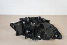 Load image into Gallery viewer, Frontscheinwerfer BMW F22 F87 8738799 LED Links Scheinwerfer Headlight