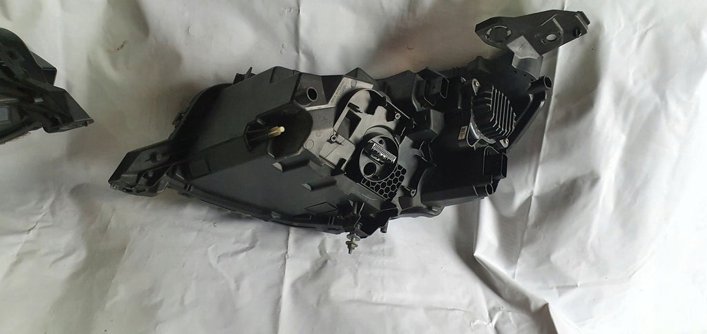 Frontscheinwerfer Peugeot 2008 208 II 9823194180 LED Rechts oder Links