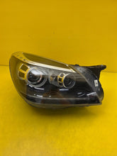 Laden Sie das Bild in den Galerie-Viewer, Frontscheinwerfer Mercedes-Benz Slk R172 A1728207361 Xenon Rechts Headlight SCH6689529630kx