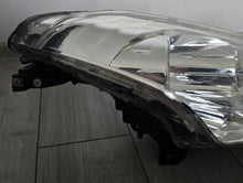 Laden Sie das Bild in den Galerie-Viewer, Frontscheinwerfer Citroën C-Crosser Rechts Scheinwerfer Headlight SCH2575155197md