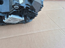 Laden Sie das Bild in den Galerie-Viewer, Frontscheinwerfer Skoda Scala 655941016A Rechts Scheinwerfer Headlight SCH1372832949es