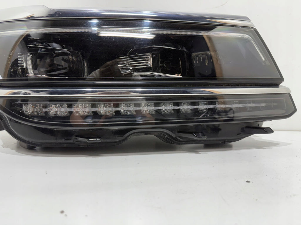 Frontscheinwerfer VW Tiguan 5NB941114D Rechts Scheinwerfer Headlight SCH7739773574dn