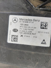 Laden Sie das Bild in den Galerie-Viewer, Frontscheinwerfer Mercedes-Benz Cla A1189060701 Links Scheinwerfer Headlight SCH6336020558fm