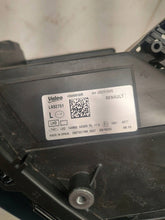 Laden Sie das Bild in den Galerie-Viewer, Frontscheinwerfer Renault 260606163R LED Links Scheinwerfer Headlight