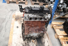 Laden Sie das Bild in den Galerie-Viewer, Motor Dacia Nissan Renault I Z K9K4830 1.5 DCI 99TKm Diesel Engine Unkomplett