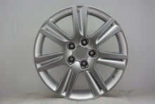 Laden Sie das Bild in den Galerie-Viewer, 1x Alufelge 17 Zoll 7.5&quot; 5x112 45ET Glanz Silber 8K0601025 Audi B8 Rim Wheel