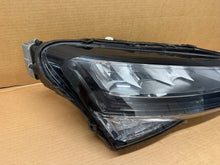 Laden Sie das Bild in den Galerie-Viewer, Frontscheinwerfer Skoda Superb III 3V1941016C Rechts Scheinwerfer Headlight SCH8649198256ia