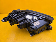 Laden Sie das Bild in den Galerie-Viewer, Frontscheinwerfer Mercedes-Benz W213 A2139067509 LED Links Headlight SCH8826670946hd