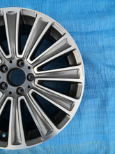 Load image into Gallery viewer, 1x Alufelge 19 Zoll 8.0&quot; 5x112 38ET A2534011100 Mercedes-Benz Glc Rim Wheel