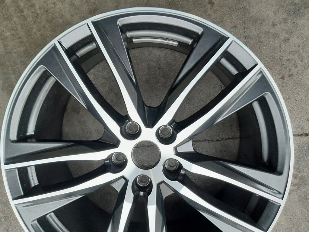 1x Alufelge 19 Zoll 8.0" 5x112 50ET Glanz Schwarz 5F0601025AC Seat Leon FEL4196876951mr
