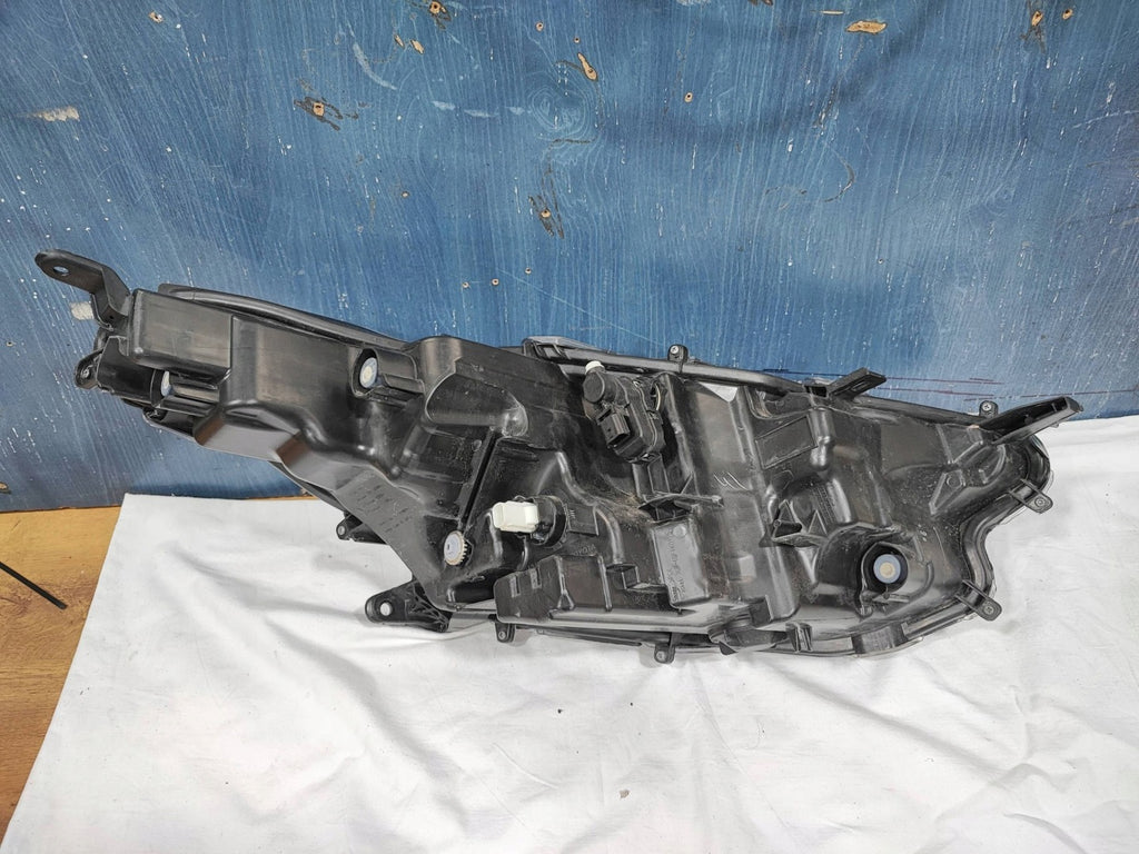 Frontscheinwerfer Toyota Yaris EUK0-8 Links Scheinwerfer Headlight SCH9634445332xp