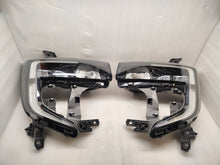 Laden Sie das Bild in den Galerie-Viewer, Frontscheinwerfer Renault Master 260106174R LED Ein Stück (Rechts oder Links) SCH2384300445ou