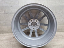 Laden Sie das Bild in den Galerie-Viewer, 1x Alufelge 17 Zoll 5x112 6883520 BMW 3 G21 G20 Rim Wheel FEL3217824822hm