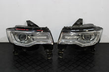 Laden Sie das Bild in den Galerie-Viewer, Frontscheinwerfer Jeep Grand Cherokee Wk2 68144708AG 68144709AG LED Ein Satz SCH4316480486wa