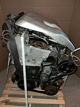 Laden Sie das Bild in den Galerie-Viewer, Motor Renault Vel Satis Bj0 F4R763 2.0 163PS 120kW 179TKm 2003 Benzin Komplett