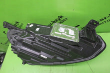 Laden Sie das Bild in den Galerie-Viewer, Frontscheinwerfer Ford Focus JX7B-13B015-CE Full LED Links Headlight SCH2671829996jw