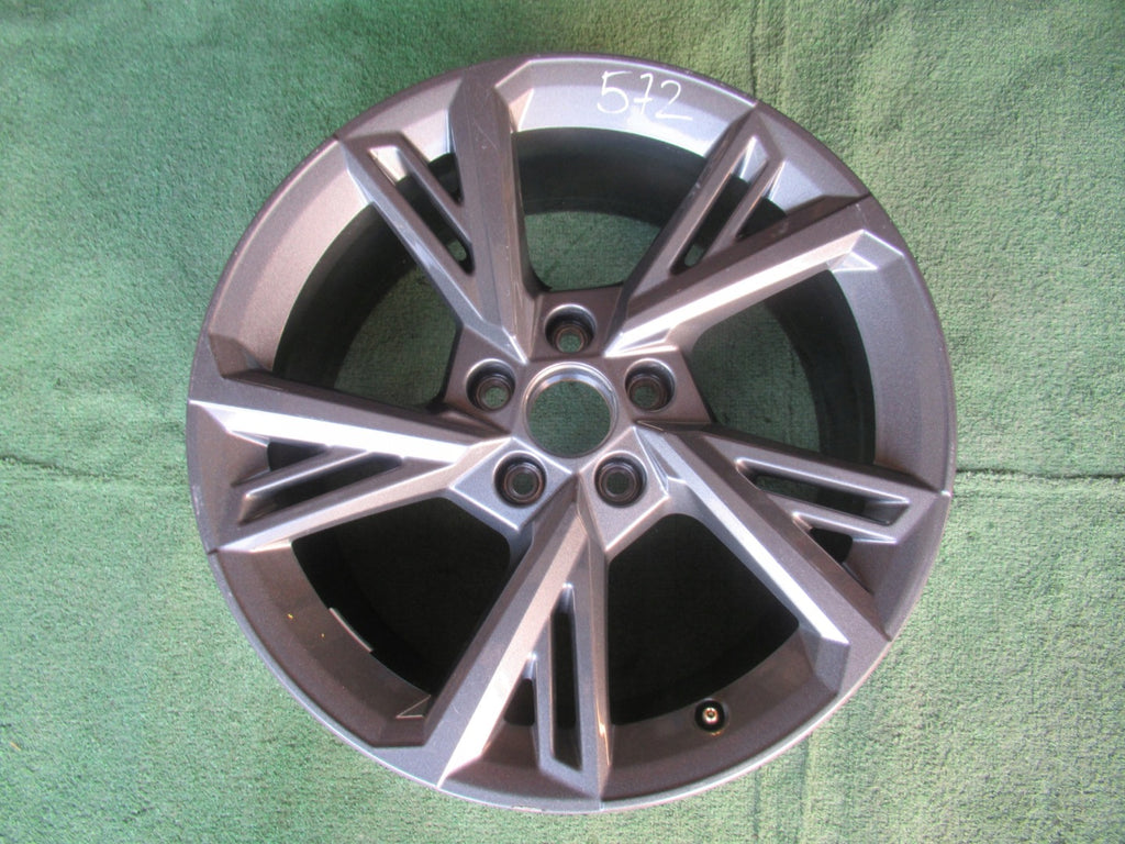 1x Alufelge 18 Zoll 8.0" 5x112 46ET Grau 8Y0601025G Audi A3 Rim Wheel FEL9452755119ah