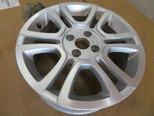 Load image into Gallery viewer, 1x Alufelge 16 Zoll 6.0" 4x100 43ET Glanz Silber 1S0601025L VW Up Rim Wheel FEL5546483352tr