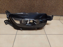 Laden Sie das Bild in den Galerie-Viewer, Frontscheinwerfer Citroën C4 Grand Picasso 9677217480-02 Rechts Headlight SCH3187093620rj