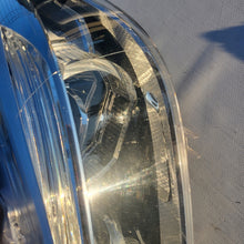 Laden Sie das Bild in den Galerie-Viewer, Frontscheinwerfer BMW X1 F48 7193708 LED Rechts Scheinwerfer Headlight SCH4541768135ja