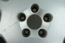 Laden Sie das Bild in den Galerie-Viewer, 1x Alufelge 16 Zoll 7.0&quot; 5x108 49ET 8623855 Volvo Rim Wheel