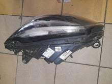 Laden Sie das Bild in den Galerie-Viewer, Frontscheinwerfer Ford W205 A2059065906 LED Links Scheinwerfer Headlight