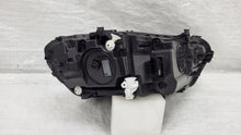 Laden Sie das Bild in den Galerie-Viewer, Frontscheinwerfer Mercedes-Benz Cla A1189061301 Links Scheinwerfer Headlight