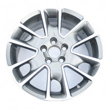 Laden Sie das Bild in den Galerie-Viewer, 1x Alufelge 17 Zoll 7.0&quot; 5x108 52,5ET Glanz 31280057 Volvo C30 S40 V50 Rim Wheel