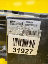 Laden Sie das Bild in den Galerie-Viewer, Frontscheinwerfer Renault Megane 260602792R LED Links Scheinwerfer Headlight SCH9921102131oa