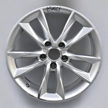 Load image into Gallery viewer, 1x Alufelge 17 Zoll 7.5&quot; 5x112 51ET Glanz Silber 8V0601025BP Audi A3 Rim Wheel