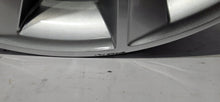 Laden Sie das Bild in den Galerie-Viewer, 1x Alufelge 17 Zoll 6.5&quot; 5x100 40ET 657601025 Skoda Scala Kamiq Rim Wheel