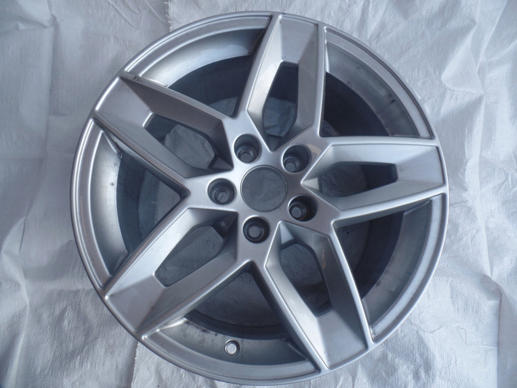 1x Alufelge 17 Zoll 7.0" 5x112 38ET Silber 8W0601025D Audi A4 B9 Rim Wheel FEL9818013123zt