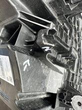 Load image into Gallery viewer, Frontscheinwerfer BMW X5 G05 X6 G06 5A2798201 LE16A6377 Rechts Headlight SCH6842652714ka