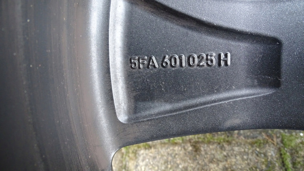 1x Alufelge 18 Zoll 7.5" 5x112 46ET Glanz Schwarz 5FA601025H Cupra Leon FEL5018115247ks
