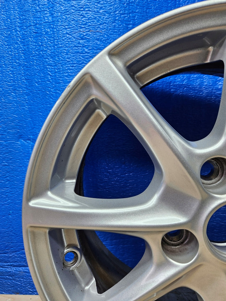1x Alufelge 15 Zoll 6.0" 4x108 45ET Glanz Silber H1BJ-1007-J1A Ford Fiesta I FEL7777753943qk