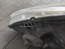 Laden Sie das Bild in den Galerie-Viewer, Frontscheinwerfer Toyota 89900170 89900169 8111002381 Rechts oder Links