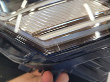 Load image into Gallery viewer, Frontscheinwerfer Audi A6 C8 4K0941039 Full LED Links Scheinwerfer Headlight