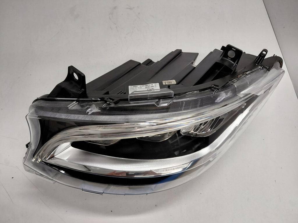 Frontscheinwerfer Mercedes-Benz Sprinter A9109065700 Links Headlight SCH8434402919ah