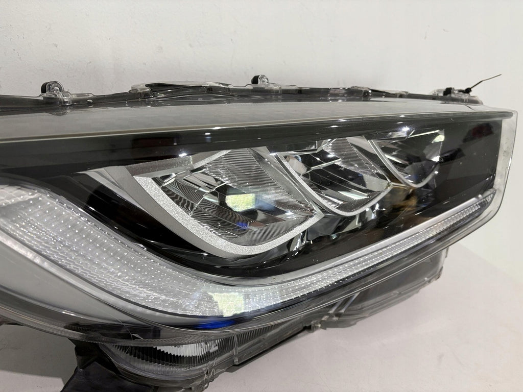 Frontscheinwerfer Toyota Yaris LED Rechts Scheinwerfer Headlight
