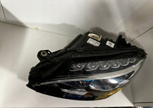 Laden Sie das Bild in den Galerie-Viewer, Frontscheinwerfer Mercedes-Benz W205 A2059063704 Full LED Links Headlight SCH1991455850xb