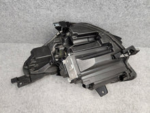 Laden Sie das Bild in den Galerie-Viewer, Frontscheinwerfer Renault Captur II 260104525R LED Rechts Scheinwerfer Headlight SCH7392322779kt