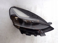 Laden Sie das Bild in den Galerie-Viewer, Frontscheinwerfer Tesla Model 3 1514953-00-D Full LED Rechts Headlight