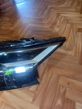 Laden Sie das Bild in den Galerie-Viewer, Frontscheinwerfer Audi Q8 4M8941034 Vorderseite Scheinwerfer Headlight